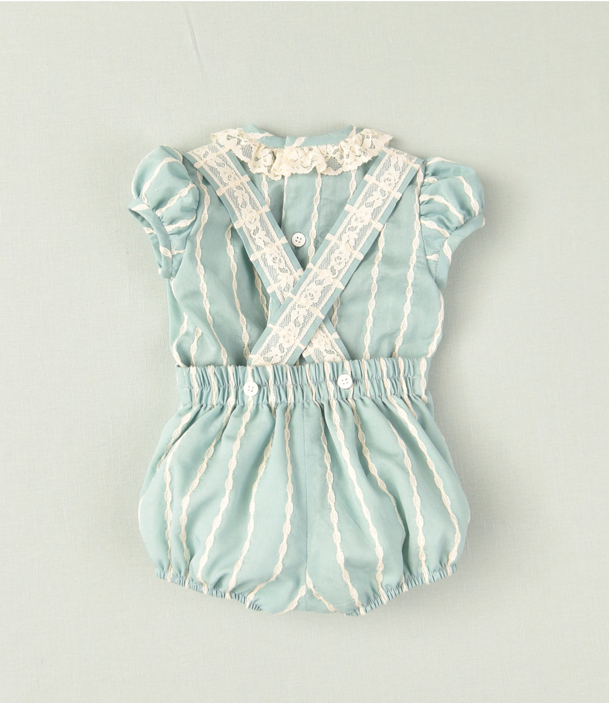 01-46011 Conjunto bebé menino bordado