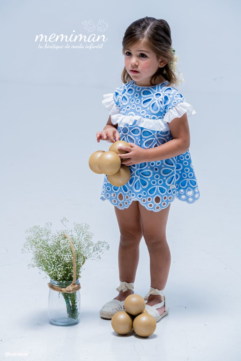 01-50026 Babykleid mit Blumenstickerei