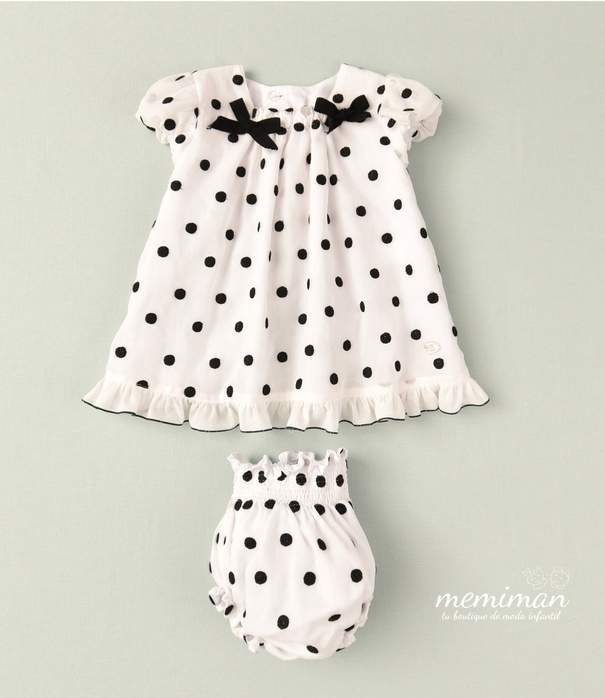 01-46022 Robe bébé brodée à pois