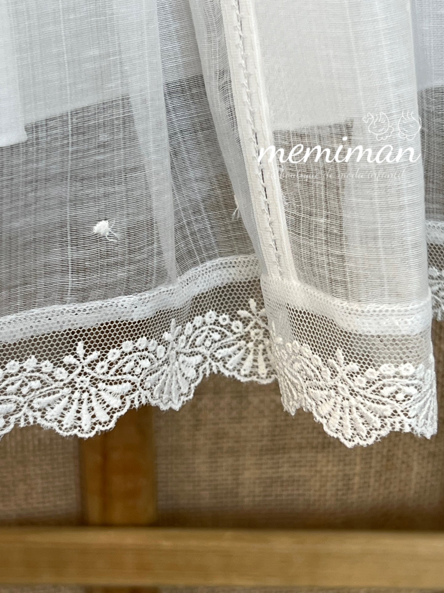 453 Bonnet Mantilla Batiste Anglais