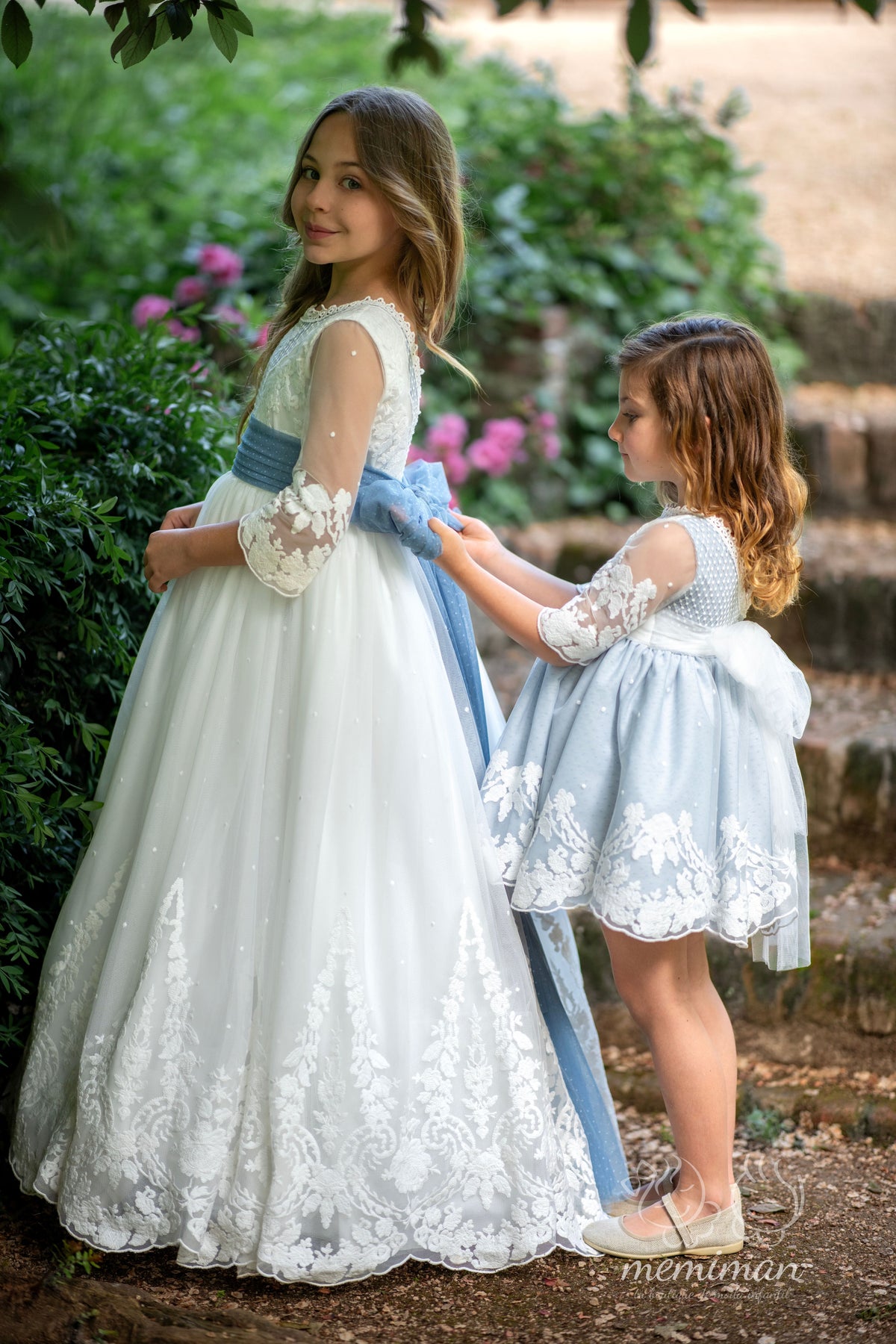 2602 CERDEÑA Vestido de Comunhão em Tule Bordado