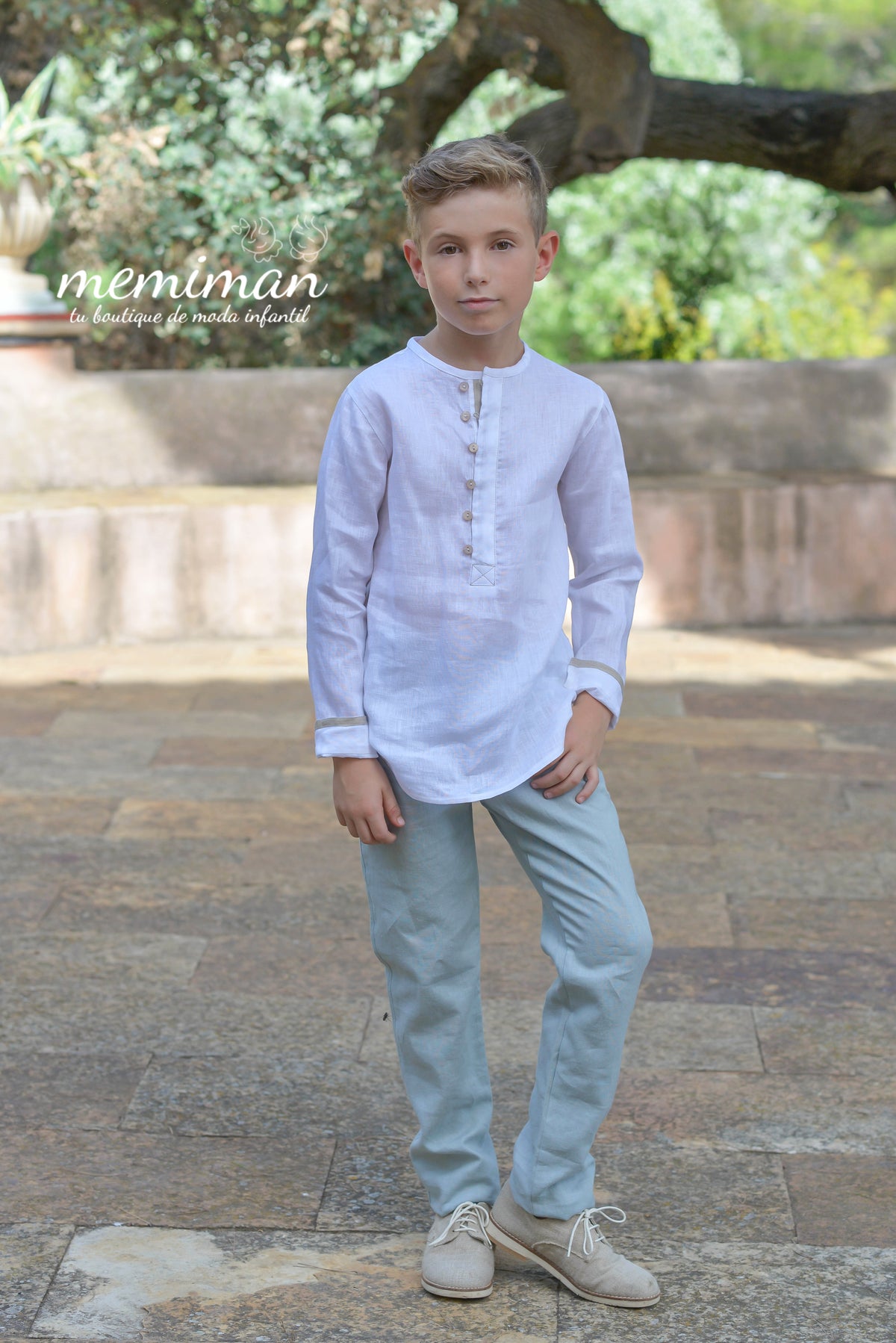 2230 Camisa de Linho com Gola Redonda