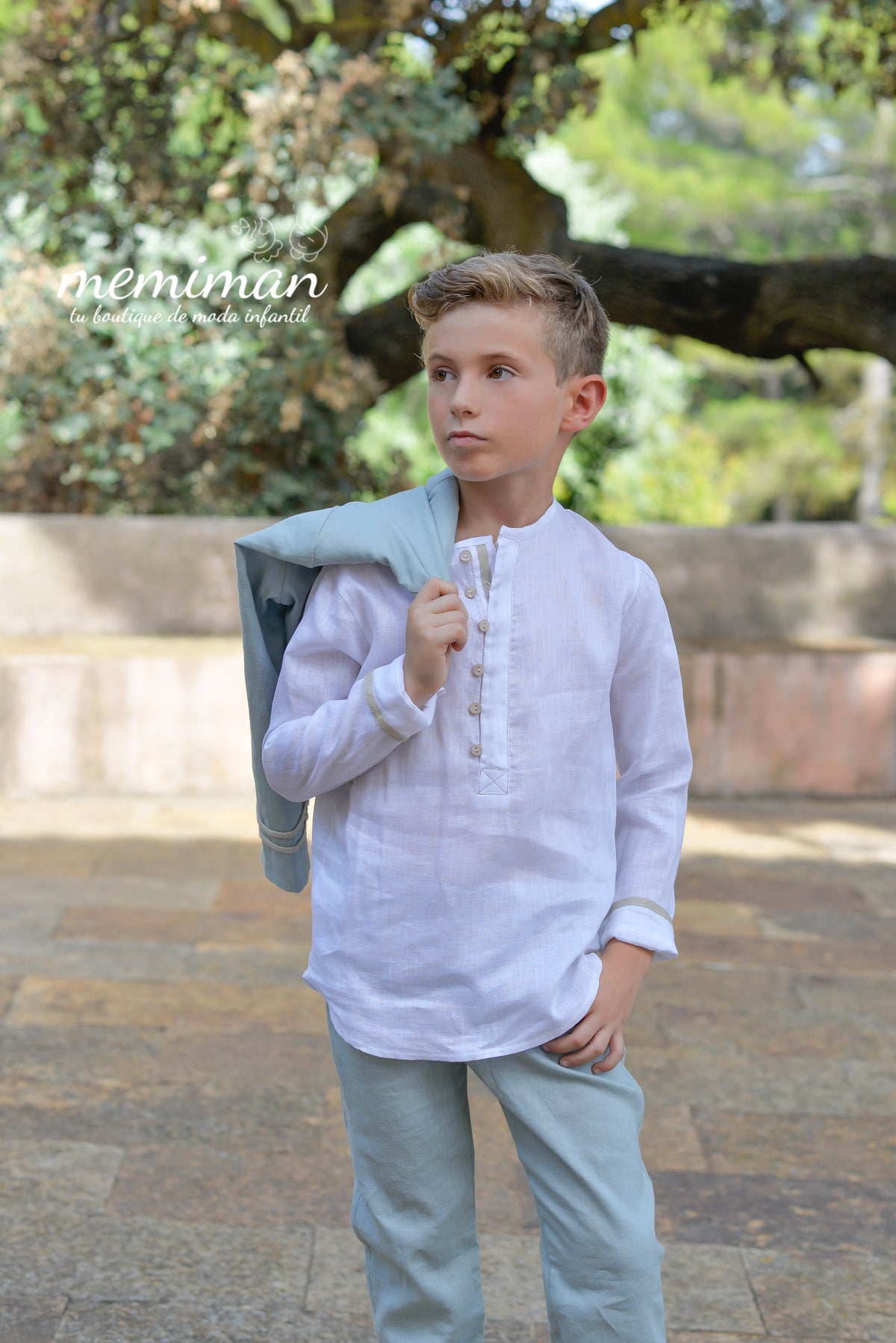 2230 Camisa de Linho com Gola Redonda