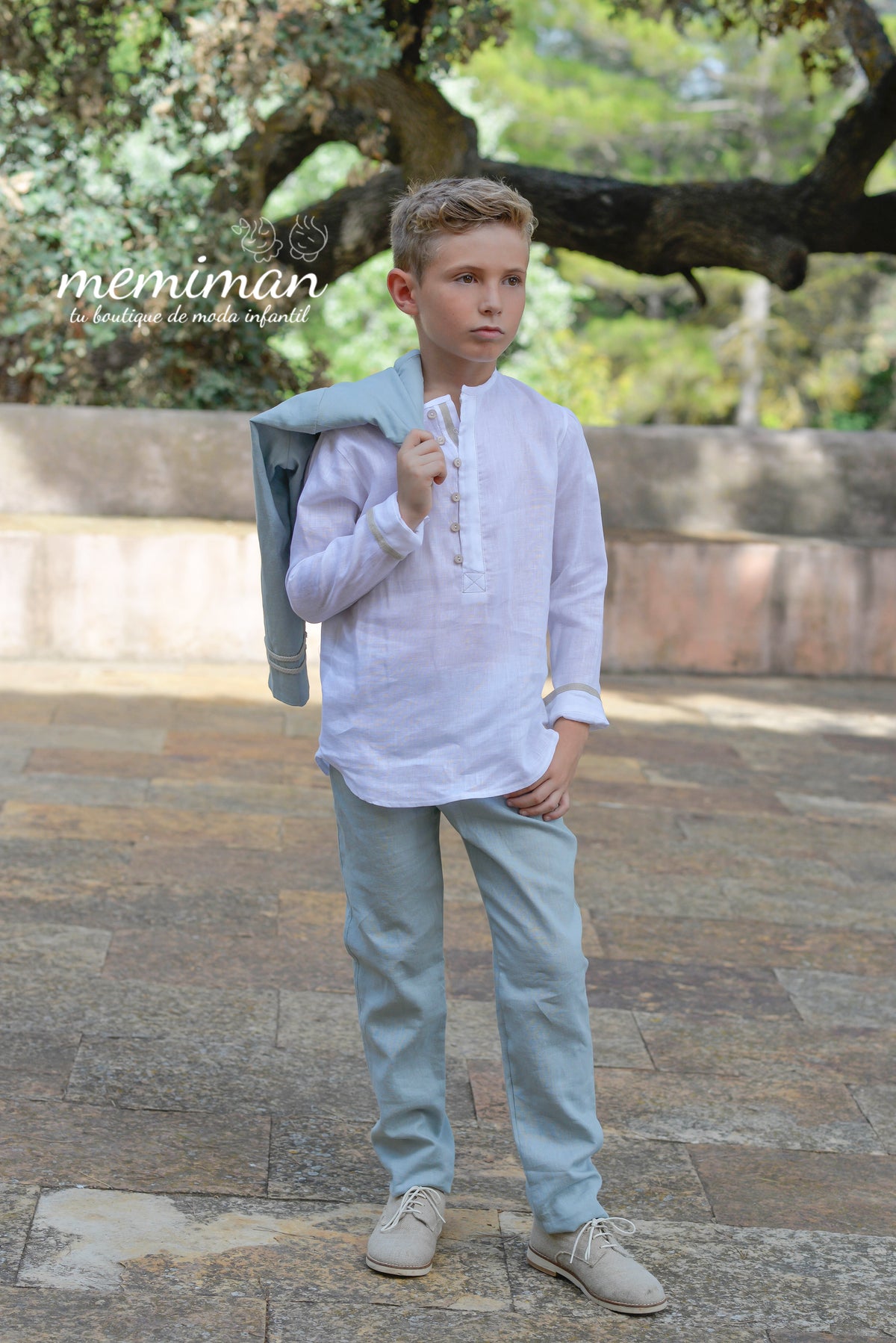 2230 Camisa de Linho com Gola Redonda