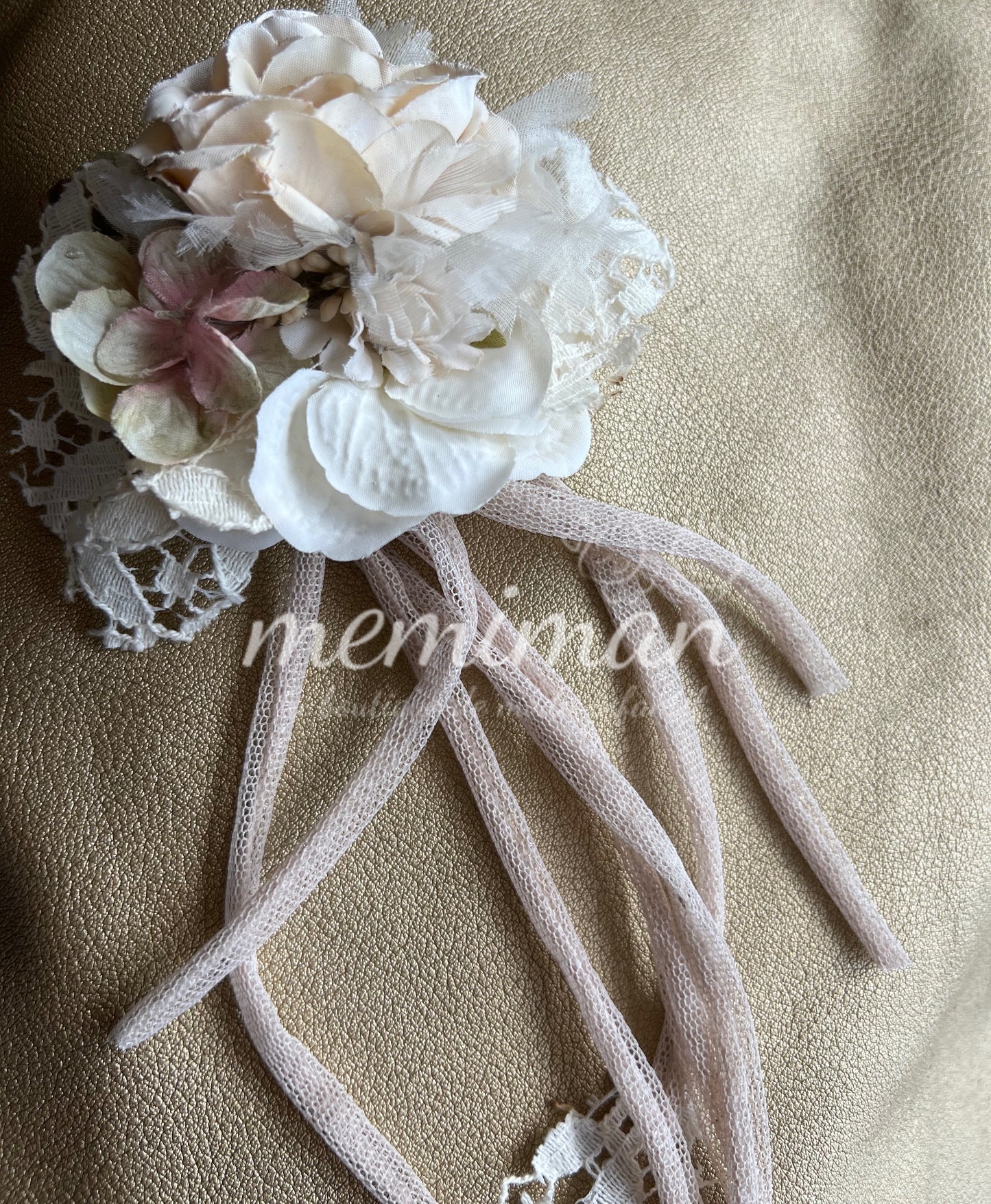 MI-J694 Communion applique (V.VEGA)