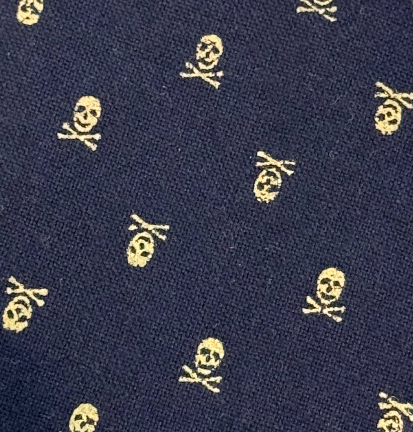 10-08011E Skull Tie