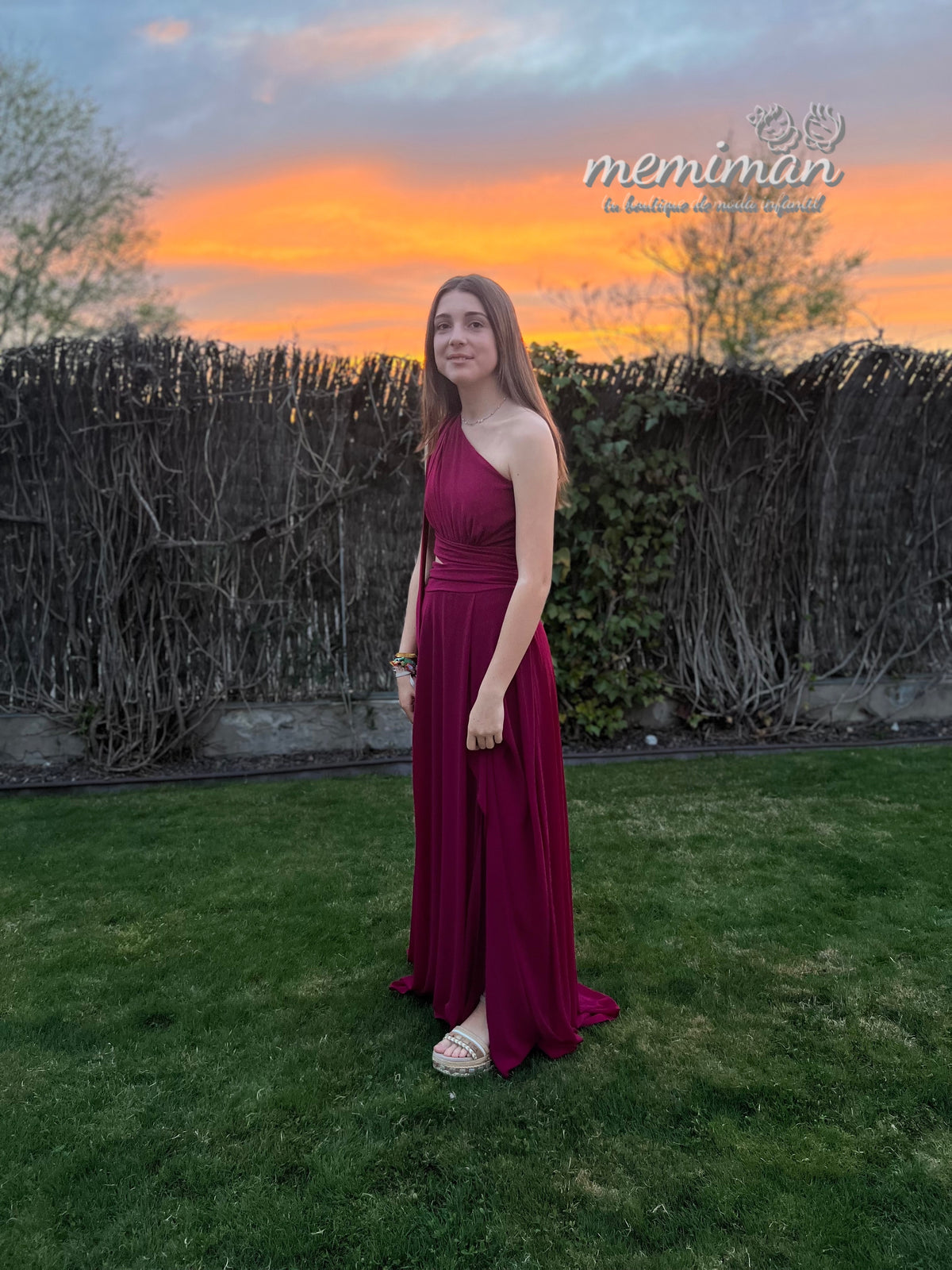 JR22393 Langes Cut-Out-Kleid