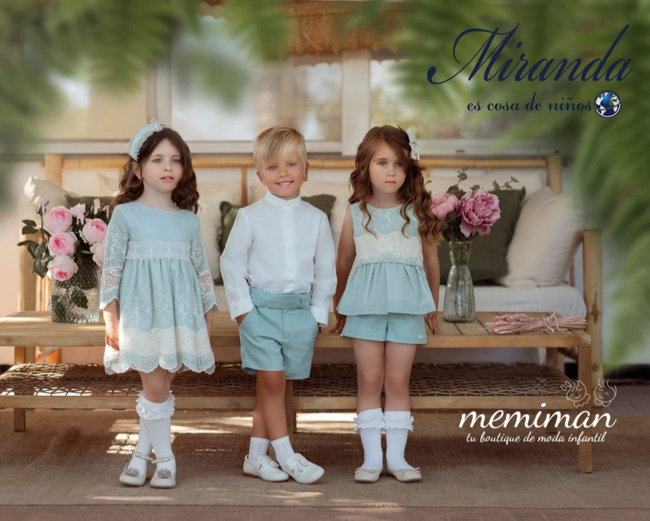 35-0226-V Robe enfant brodée