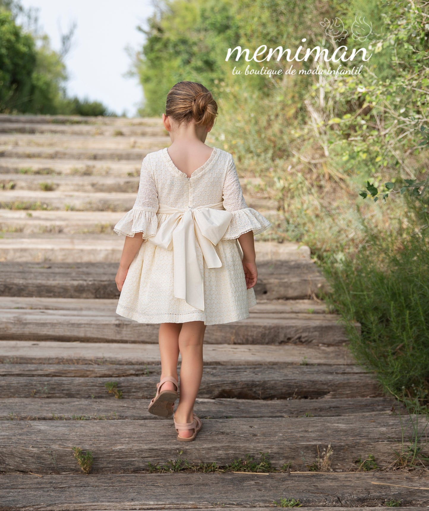 22221 LARA Vestido niña