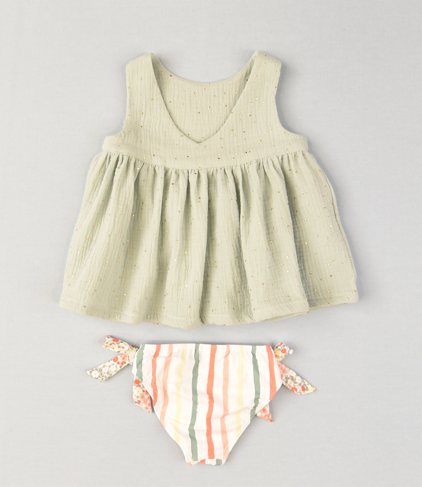 03-42224 Ensemble culotte rayée fille