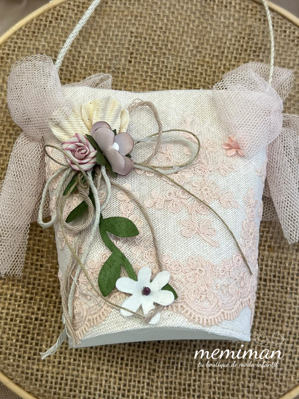 72100 Aumônier de communion