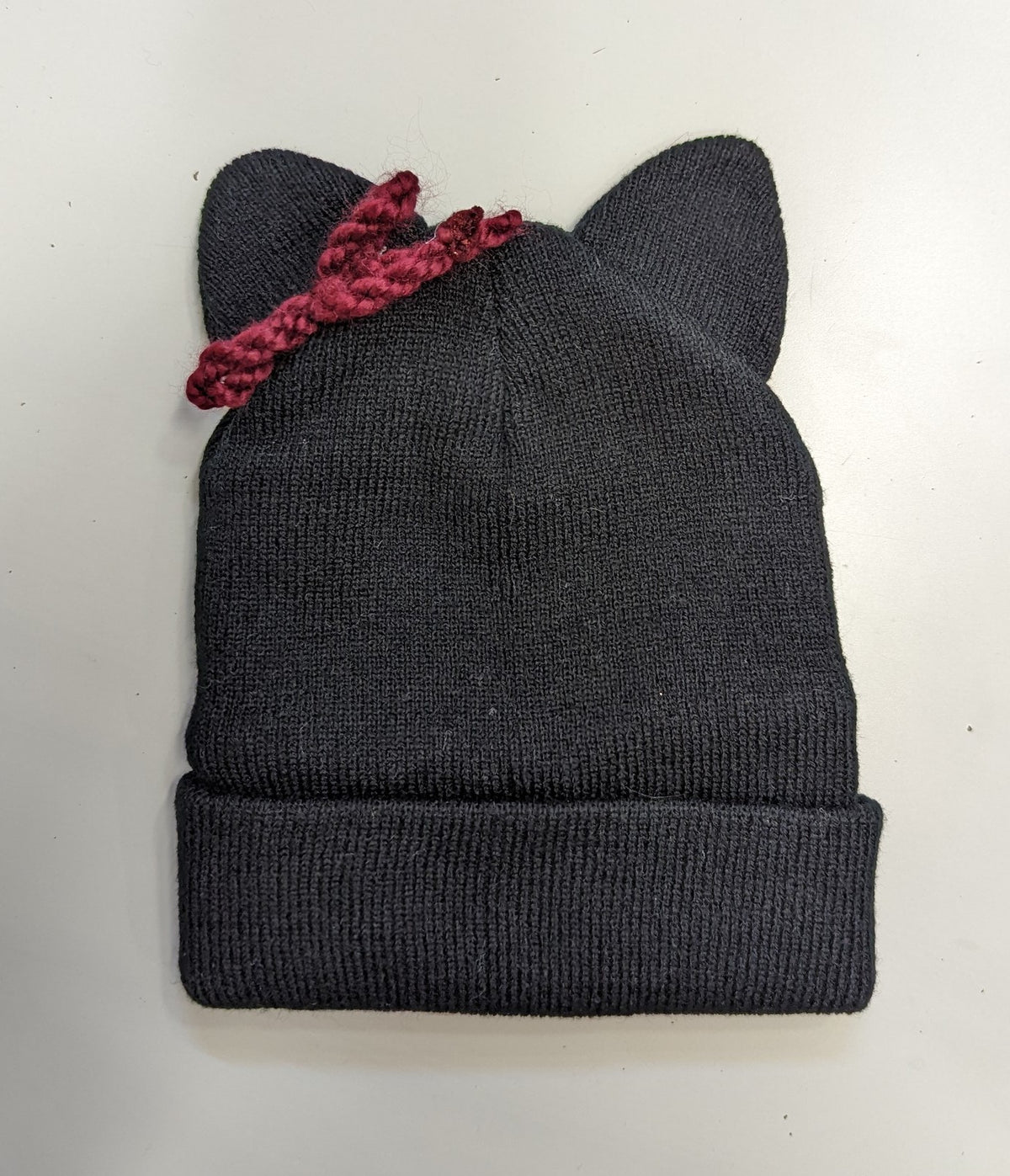 Kitten hat with bow