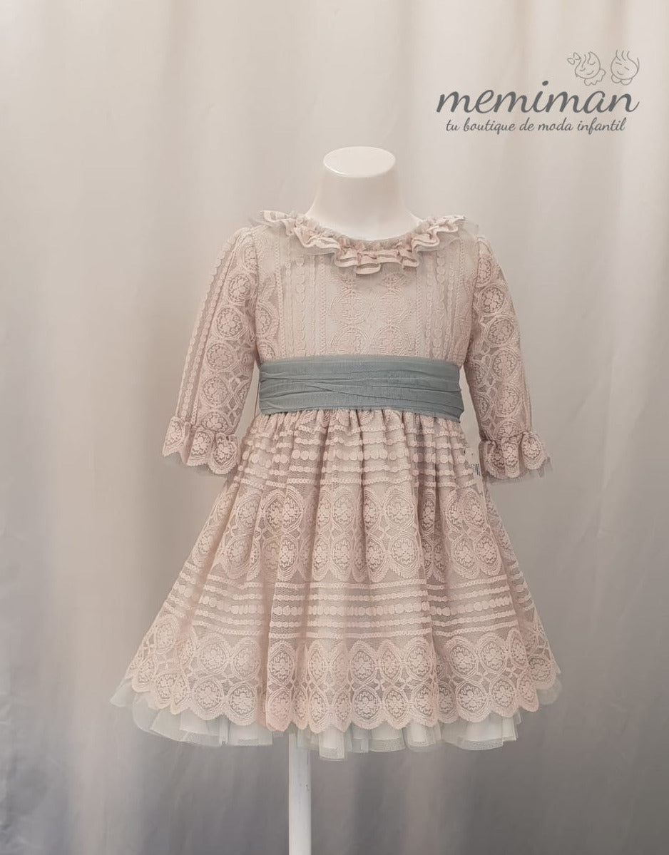 508205 Vestido de encaje