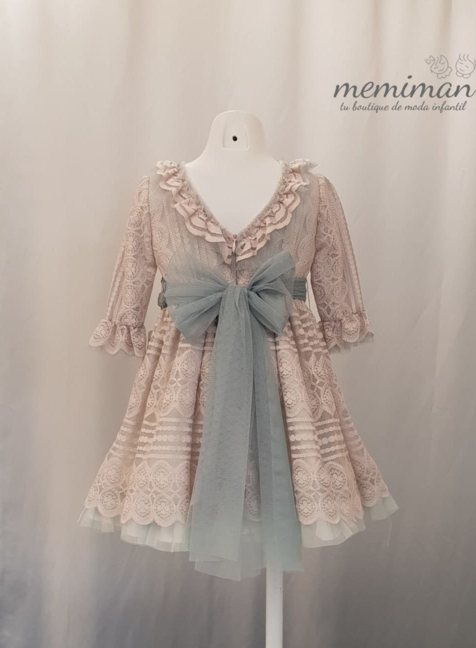 508205 Vestido de encaje