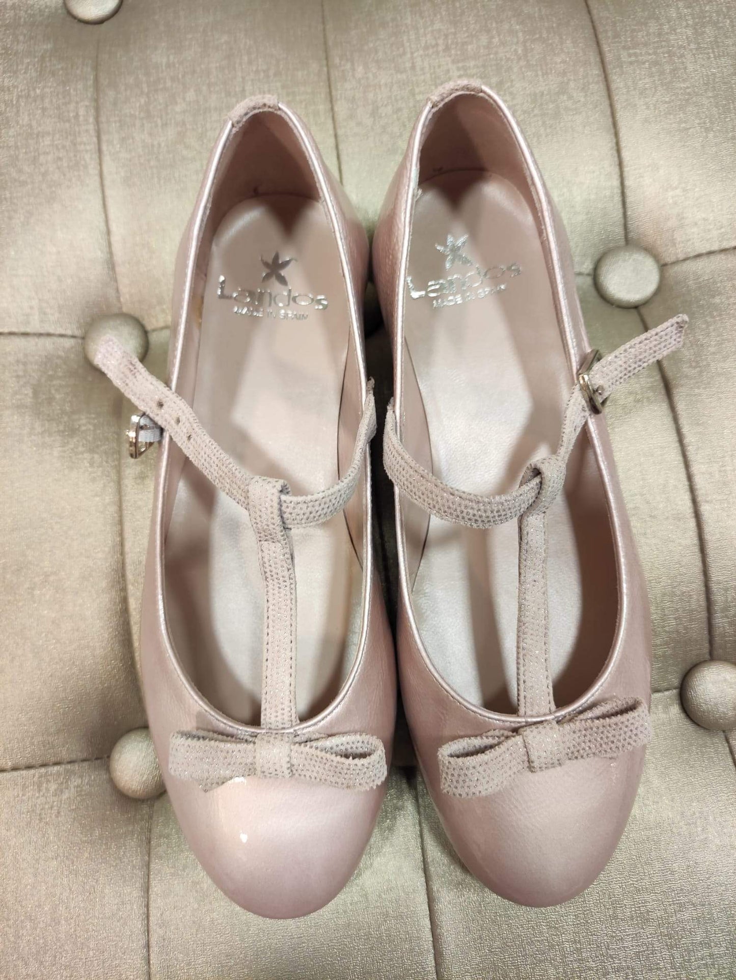 19AG03 Bailarina COM/CER