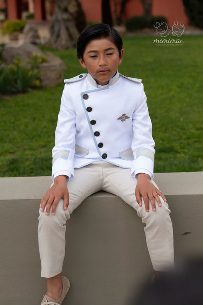 10-02142 Traje Almirante Levita