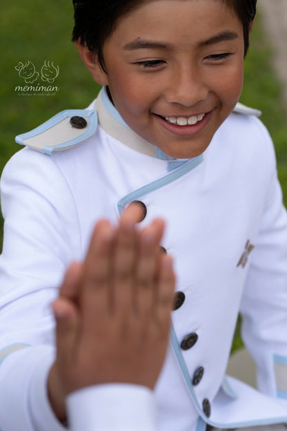 10-02142 Traje Almirante Levita