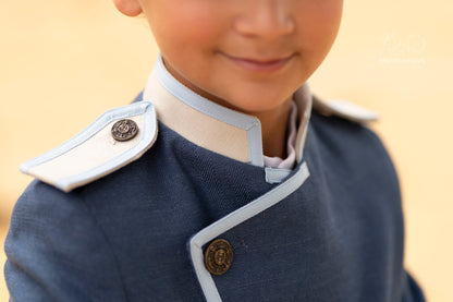 10-02142 Traje Almirante Levita