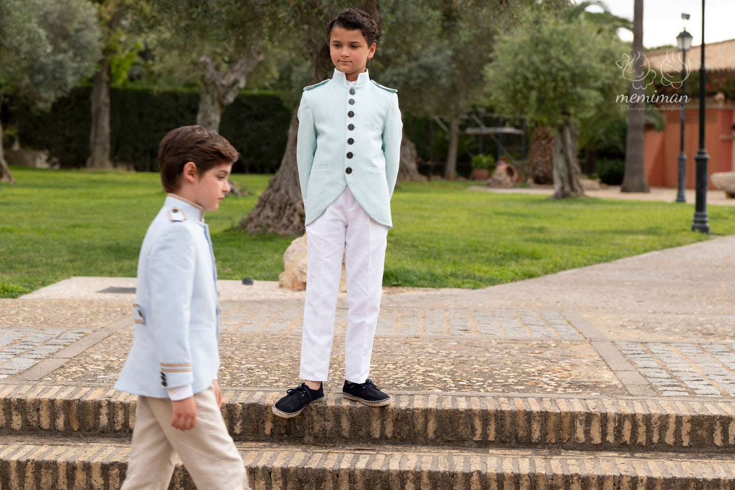 10-02144 Traje Almirante Levita