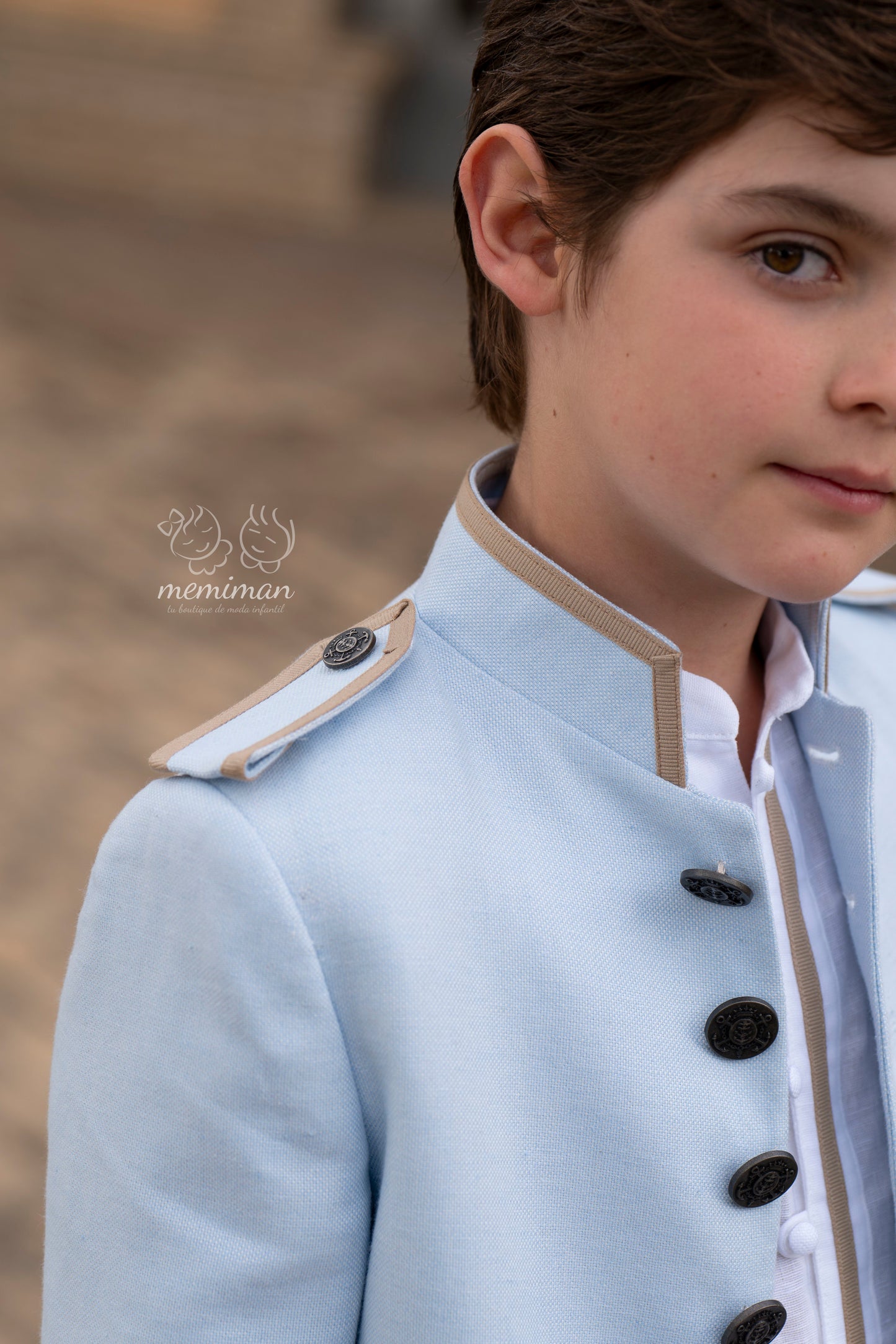 10-02144 Traje Almirante Levita