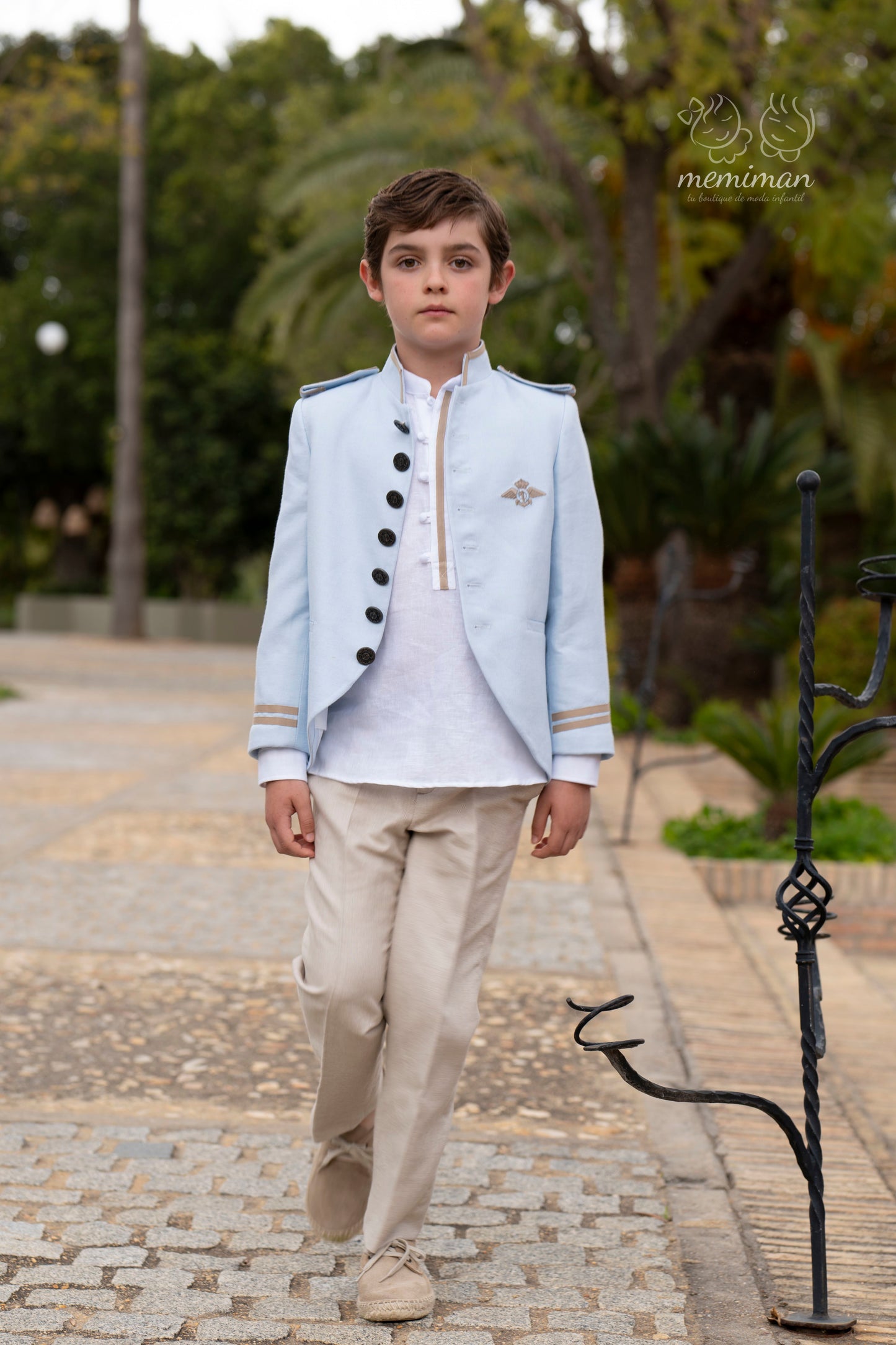 10-02144 Traje Almirante Levita