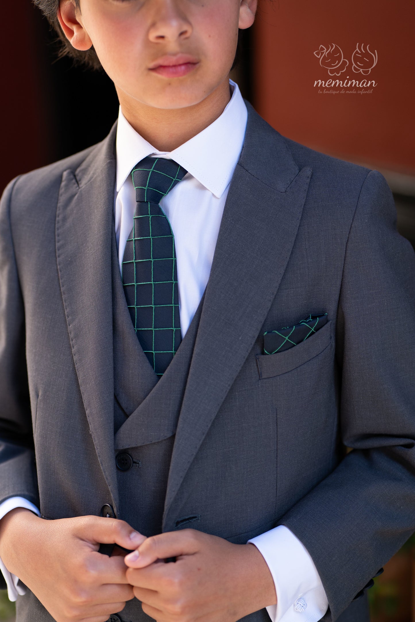 10-03051 Traje Chaqué