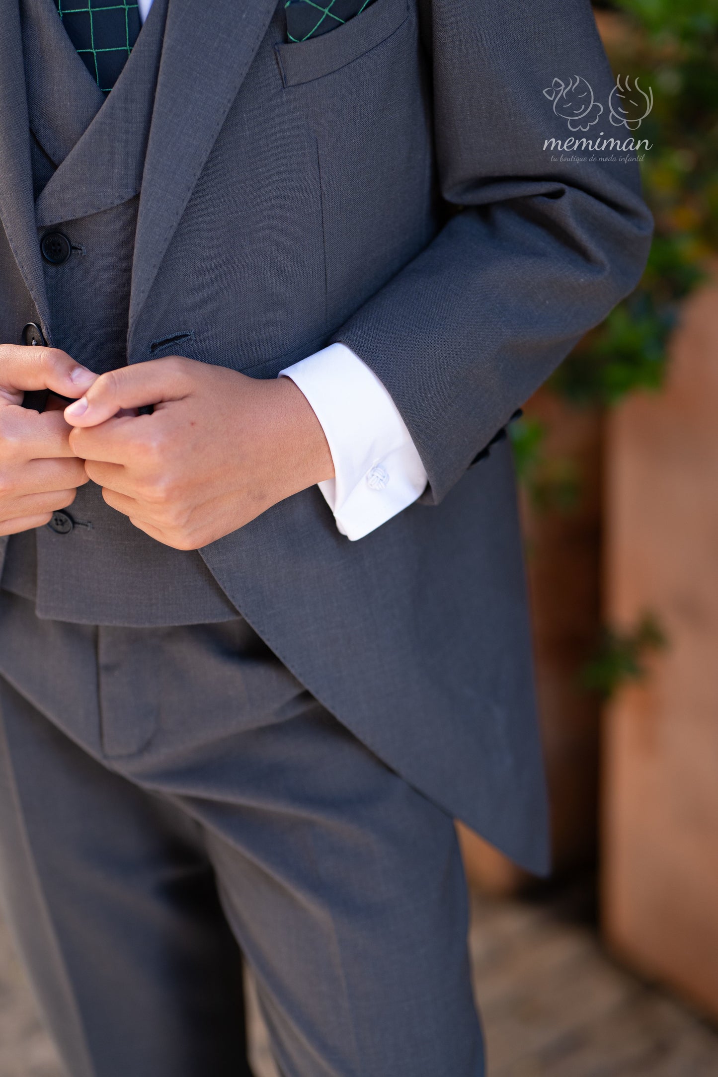 10-03051 Traje Chaqué