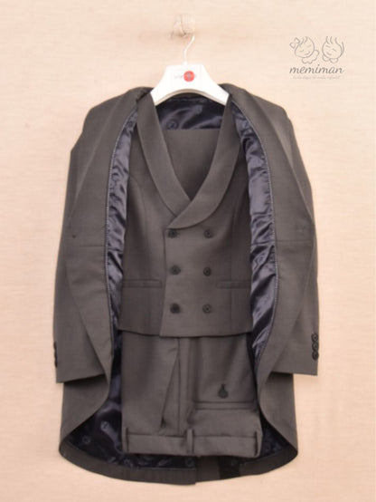 10-03051 Traje Chaqué