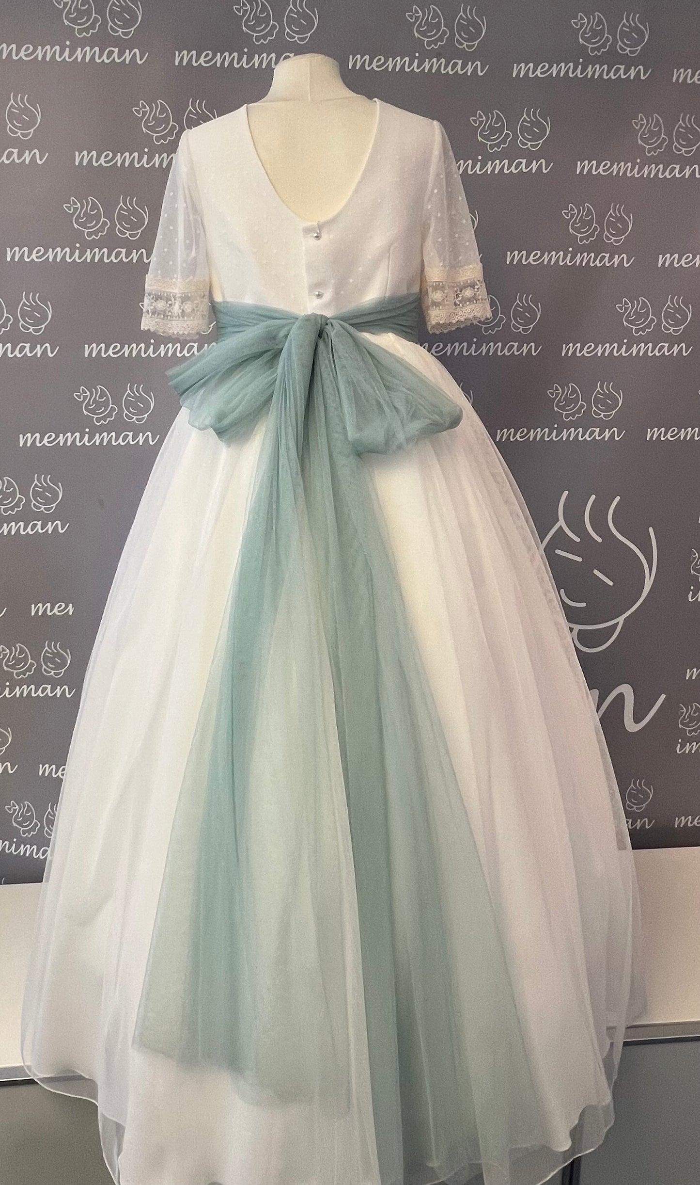 6502 Vestido Fantasía Tul