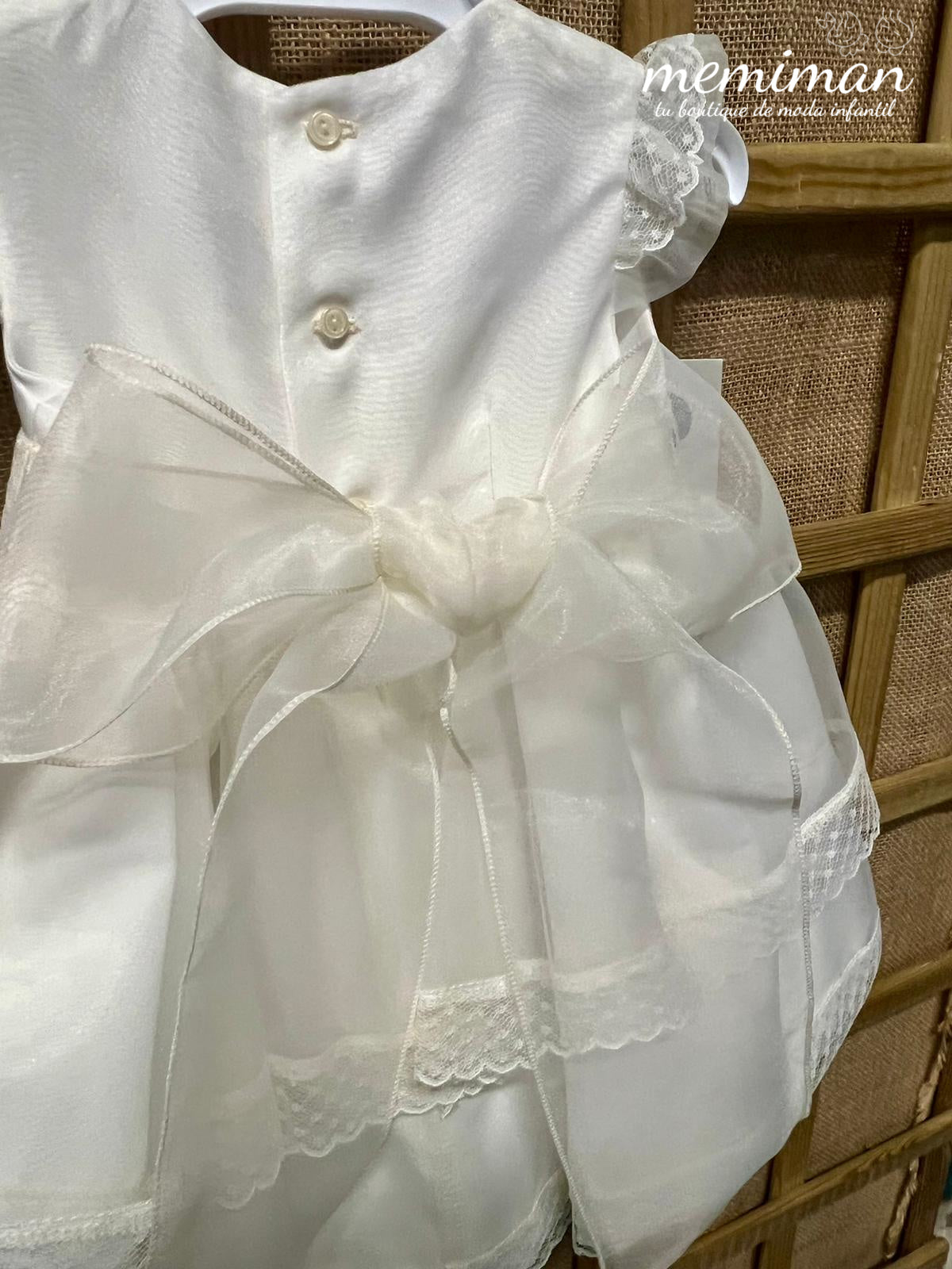 Petit Bowtique Le Petit Ropa Infantil 361 Crystal Christening