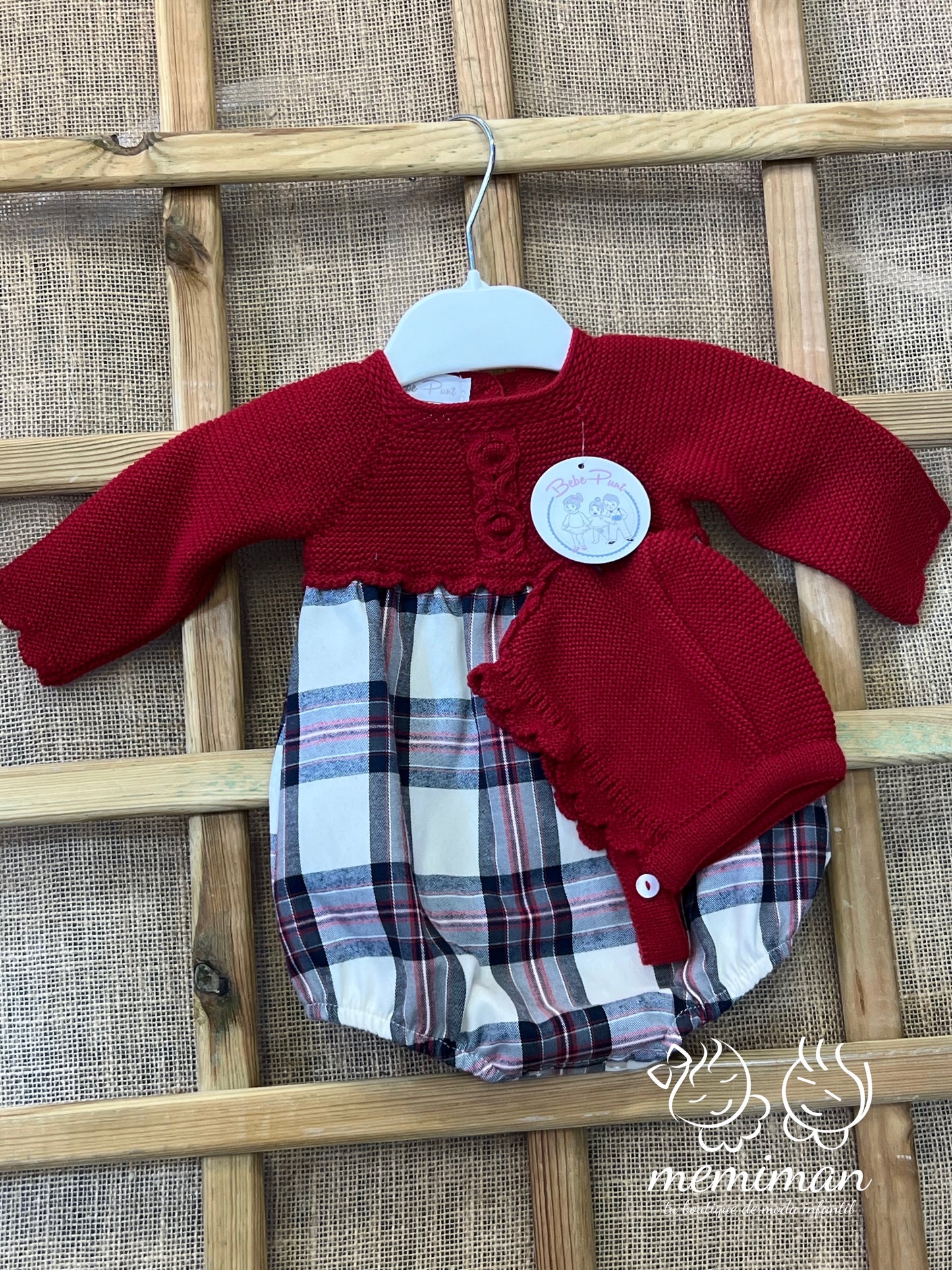 25455 Combinaison à bonnet cramoisi 