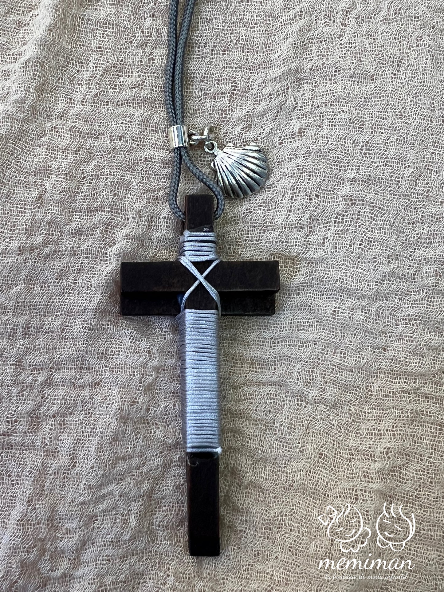 PÈLERIN 2 Croix de communion 