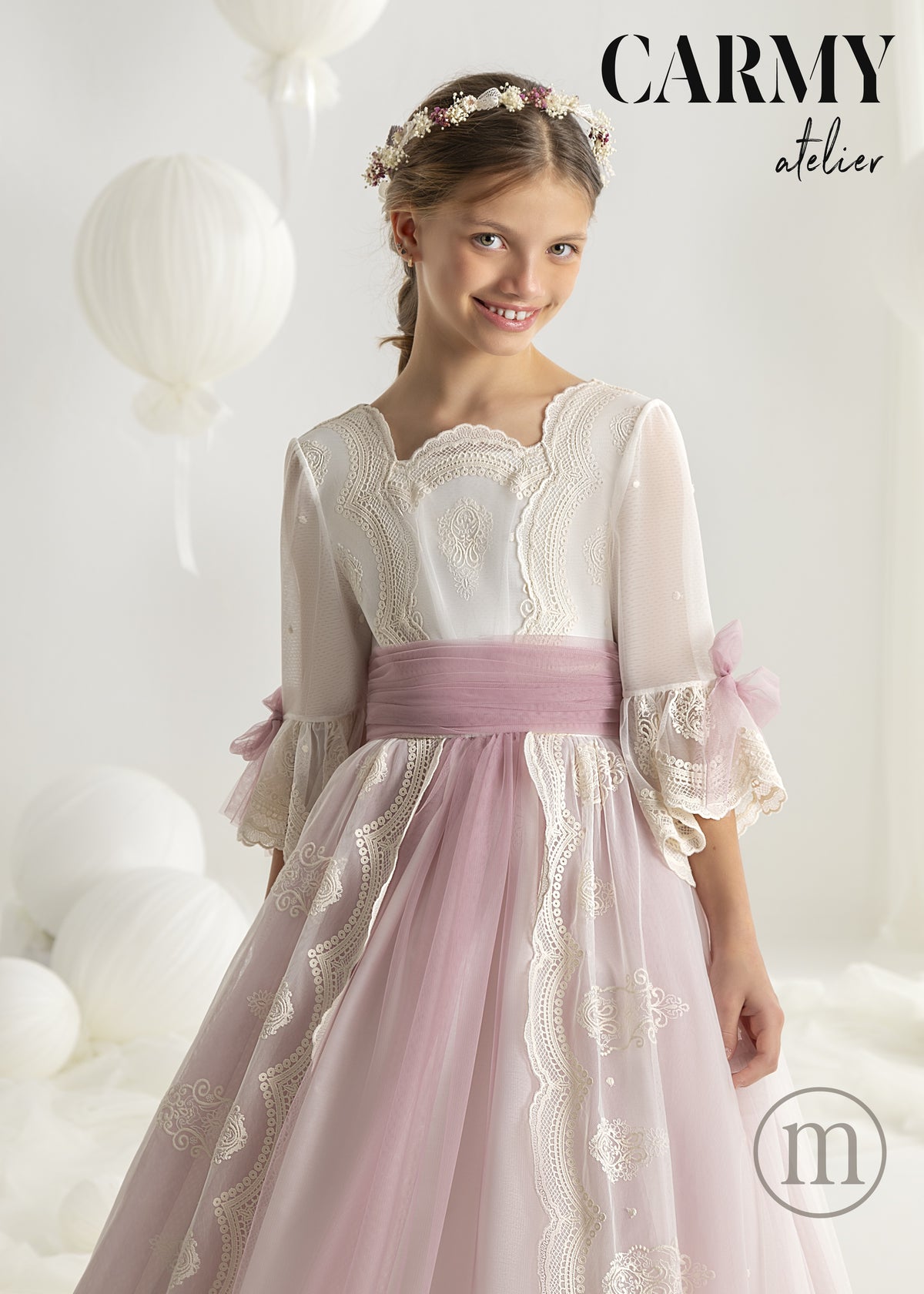 7609 Vestido Comunión Fantasía Escote Barco