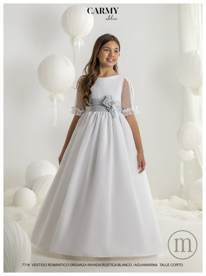 7716 Vestido Comunión Romántico Organza Rayada
