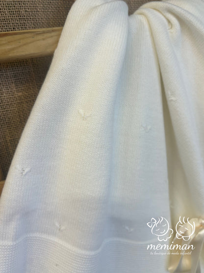 252-2021P Châle pour bébé avec pinces en dentelle 