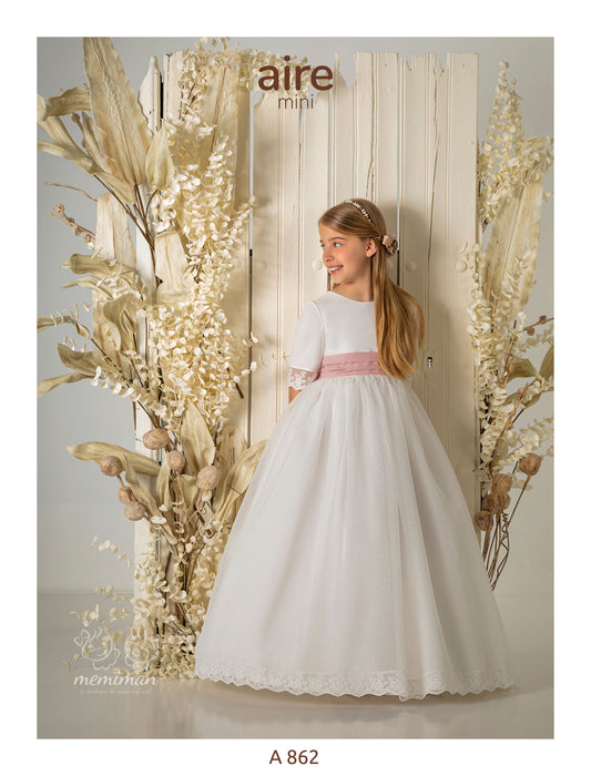Robe de communion en organza rayé A862 