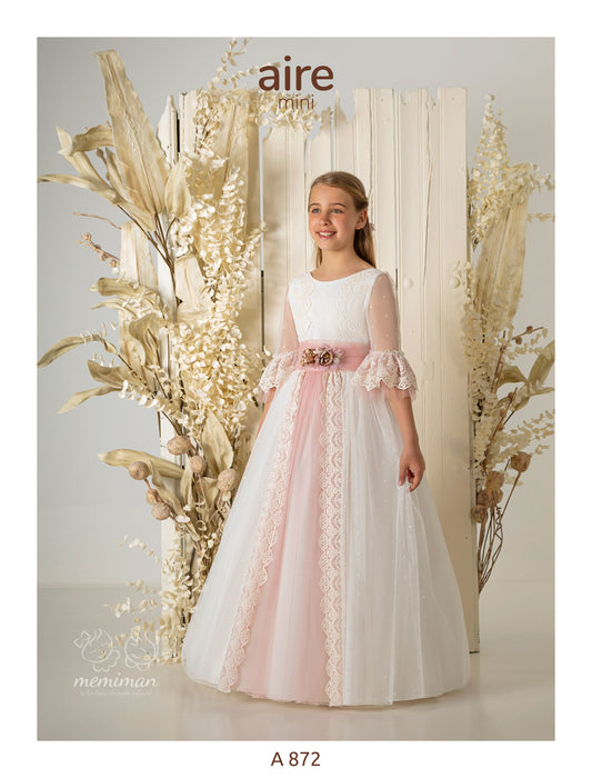 Robe de communion en tulle brodé A872 