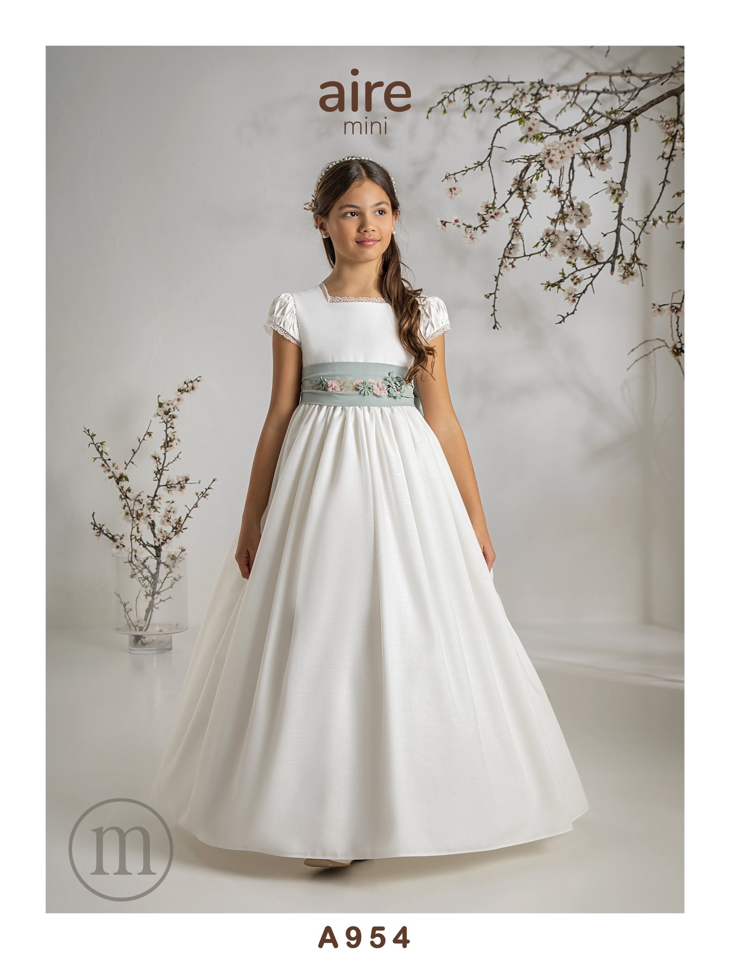 954 Vestido Comunión Romántico Lino