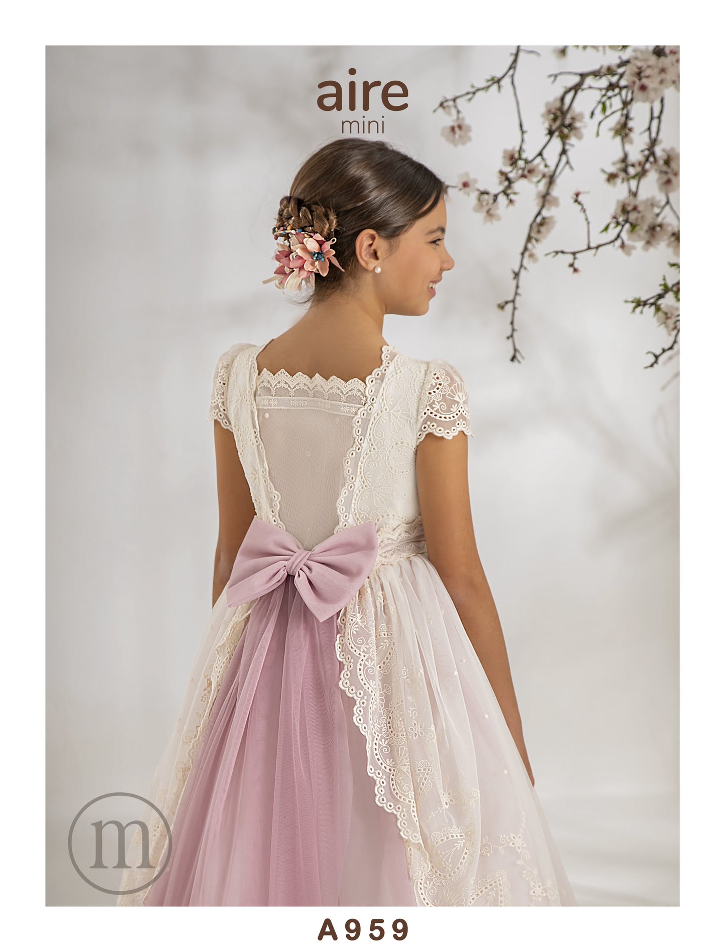 959 Vestido Comunión Romántico Tul Bordado
