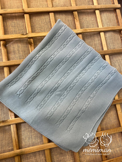 25750 Couverture tressée