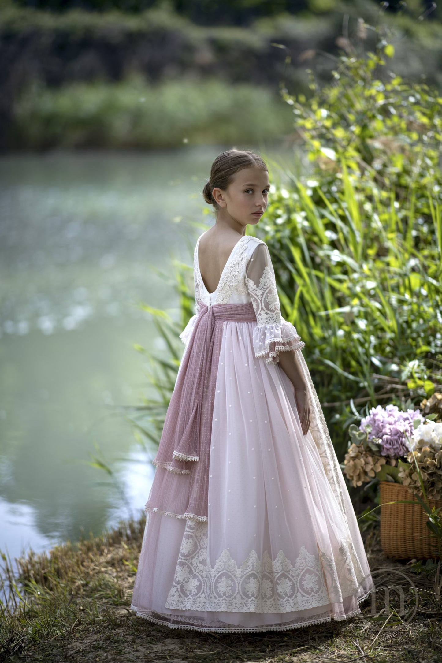 2705 PEONÍA Vestido Comunión Tul Bordado