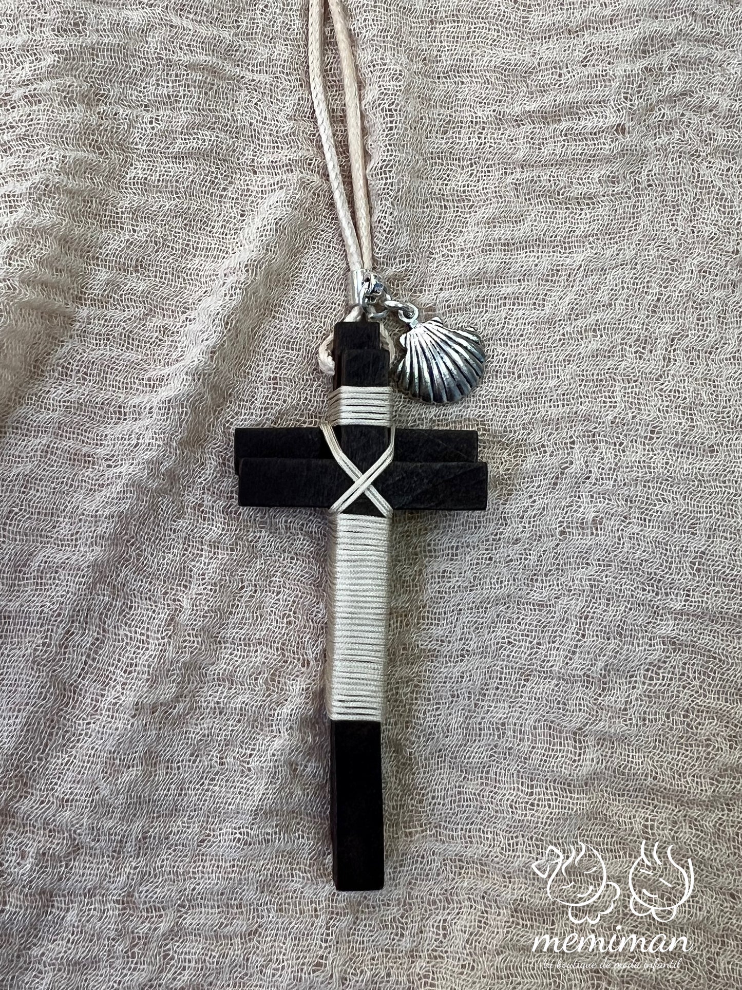 PÈLERIN 2 Croix de communion 