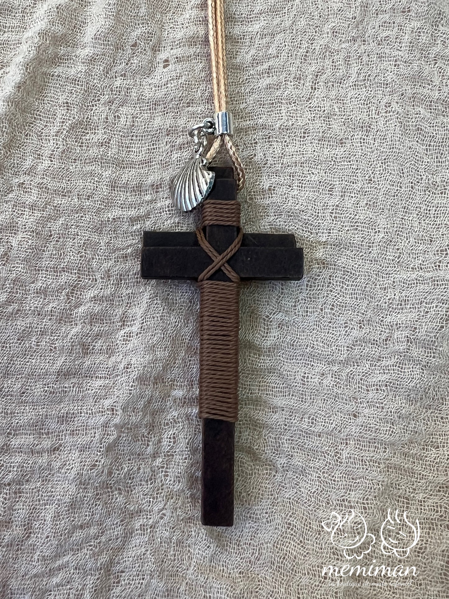 PÈLERIN 2 Croix de communion 