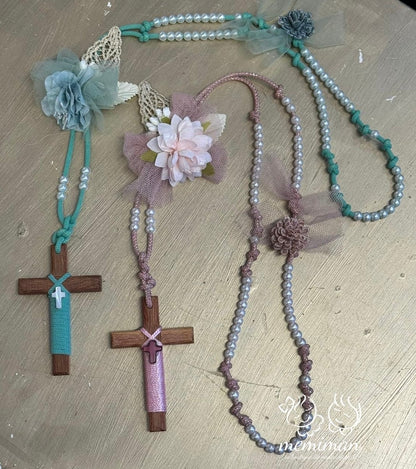 CATALINA Rosario Fille en bois