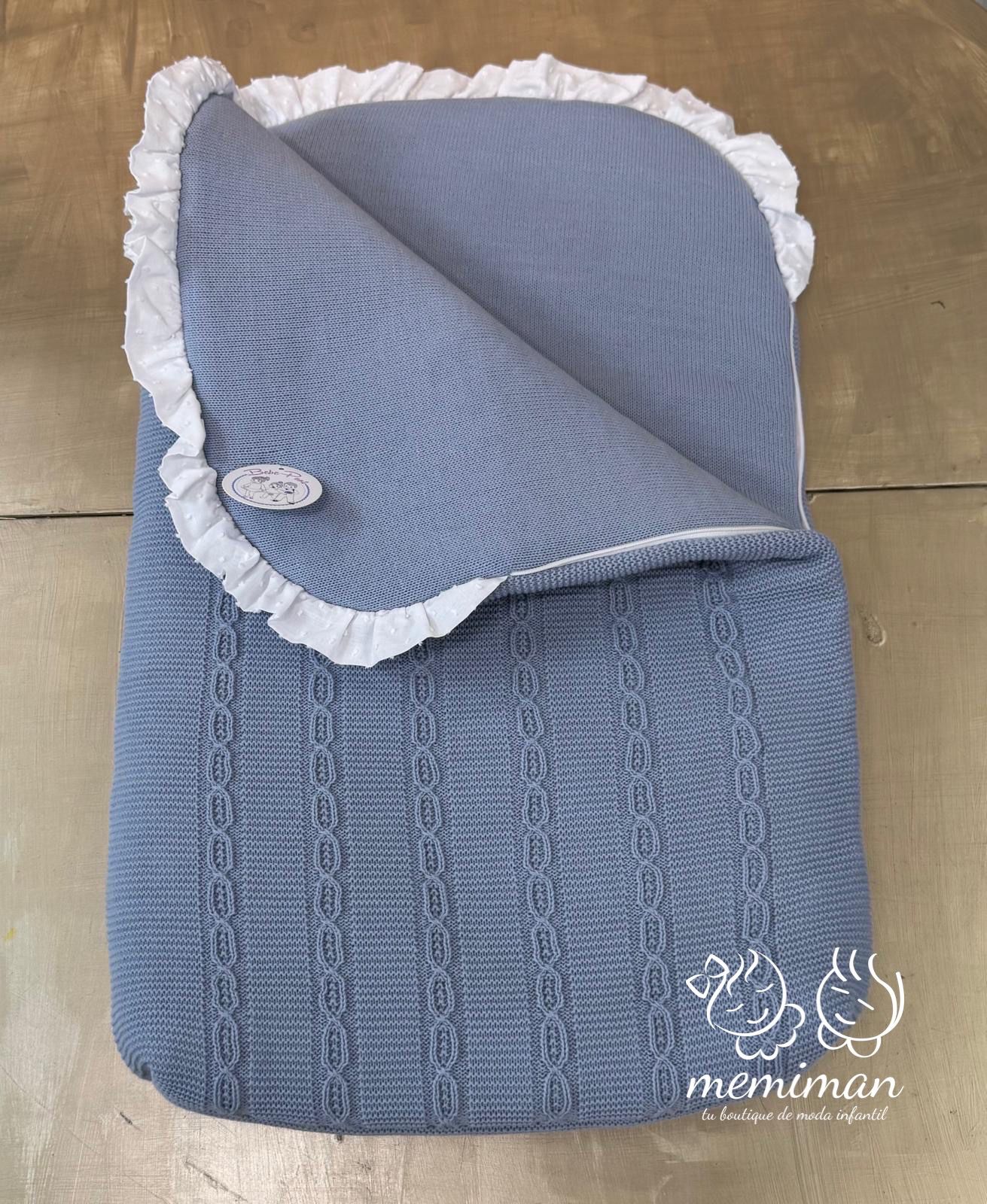 25749 Veste tricotée 