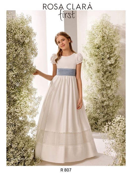 Robe de communion en crêpe rayée R807 