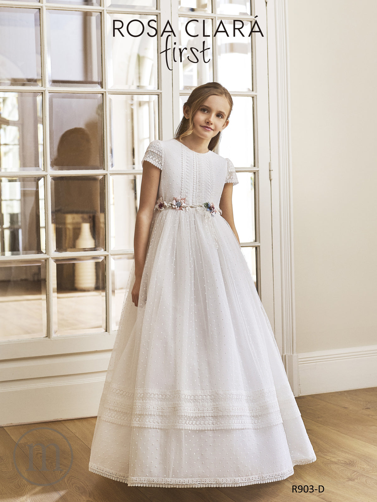 R903 Vestido Comunión Clásico Tul Bodoques