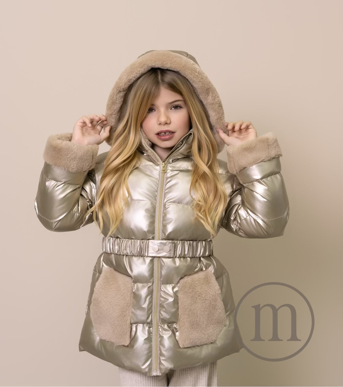 40-0310-Parka Niña Oro