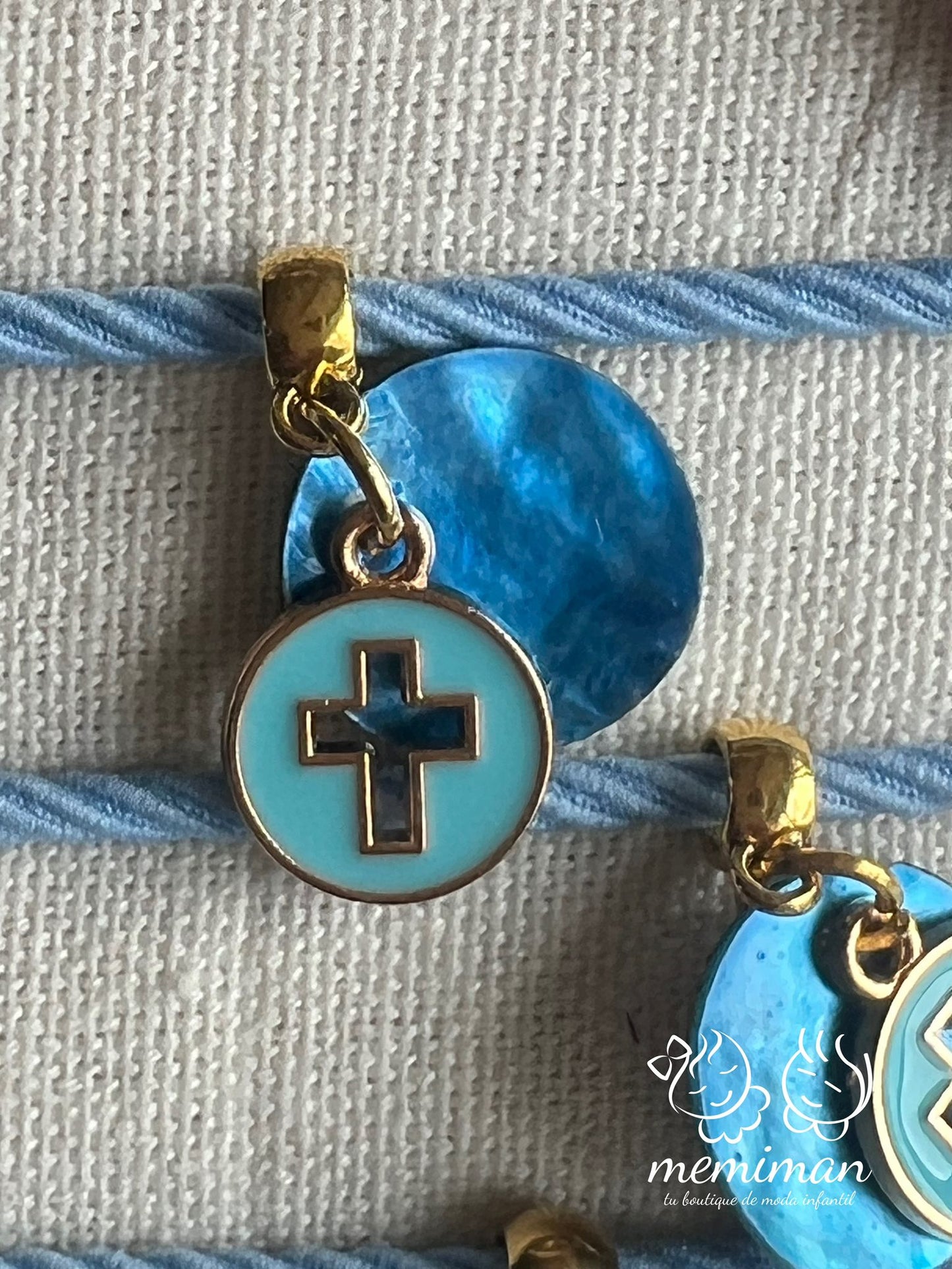 Bracelet élastique croix en nacre