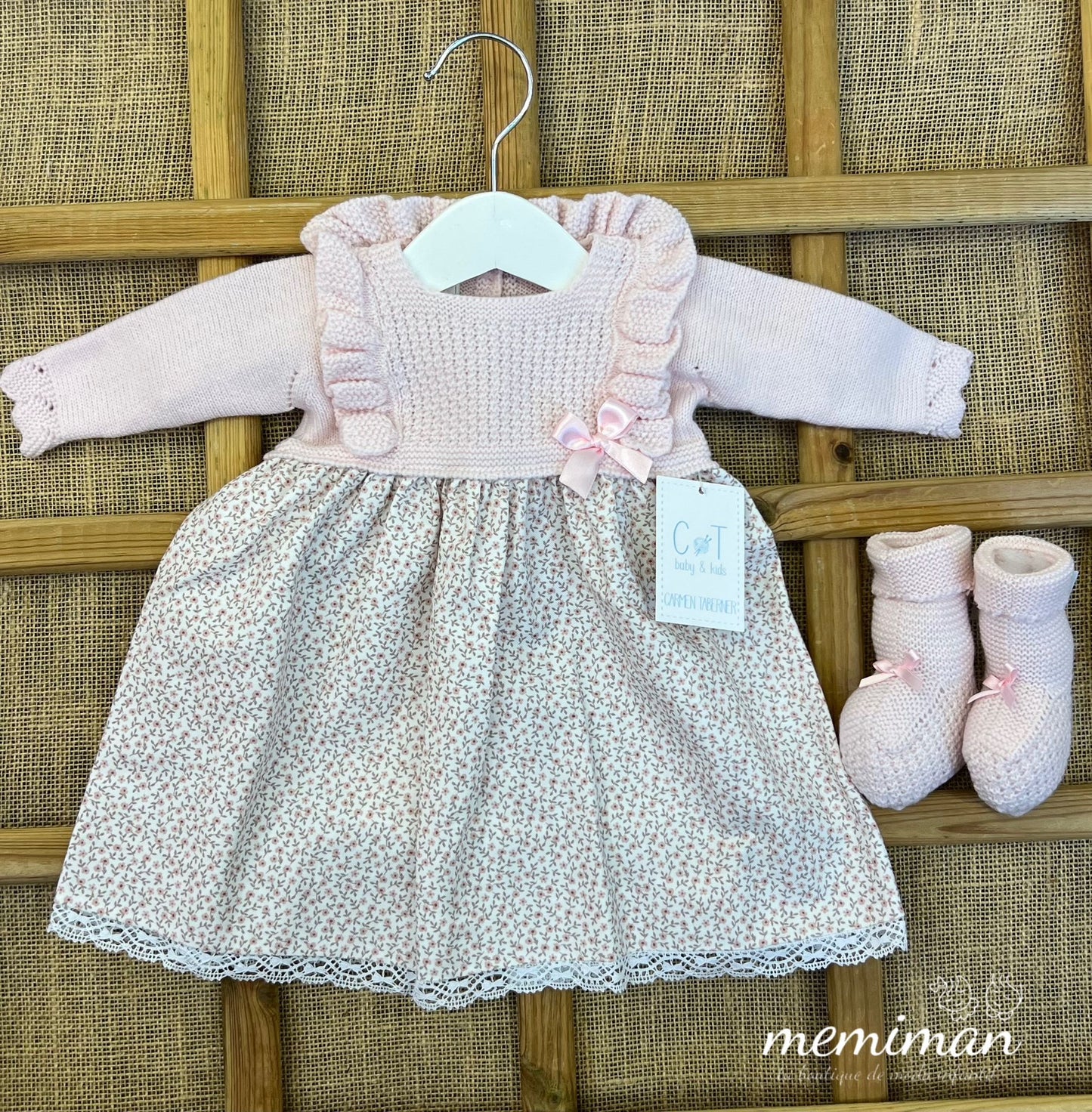 252-9023 Robe en tricot à petites fleurs 